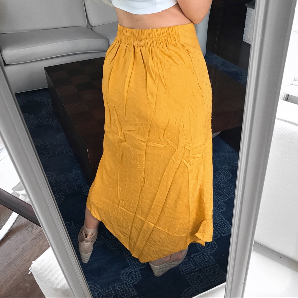🆕 MUSTARD YELLOW ASYMMETRICAL MAXI SKIRT! - Picture 2 of 7